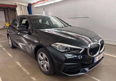 BMW 116, 2021