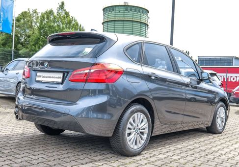 BMW 218, 2021 2