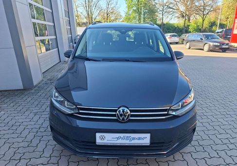 Volkswagen Touran, 2023 2