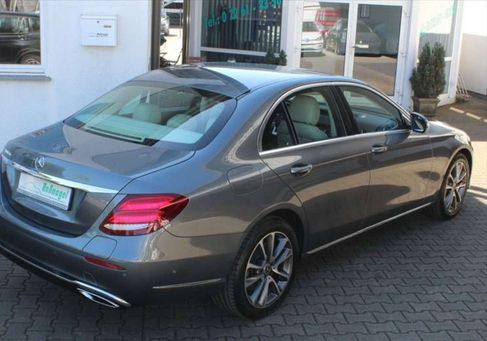 Mercedes-Benz E 300, 2019