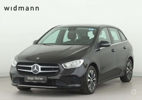 Mercedes-Benz B 180, 2021