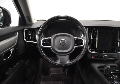 Volvo V90 Cross Country, 2021