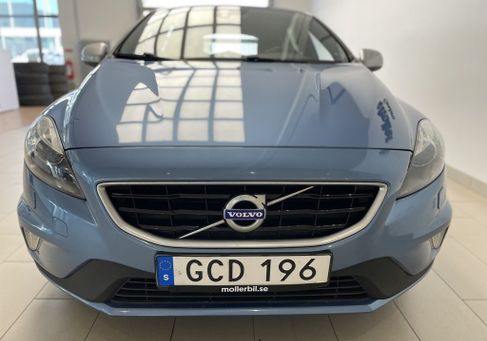 Volvo V40, 2016