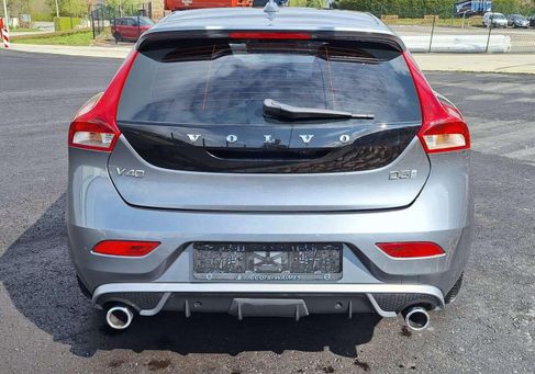 Volvo V40, 2018