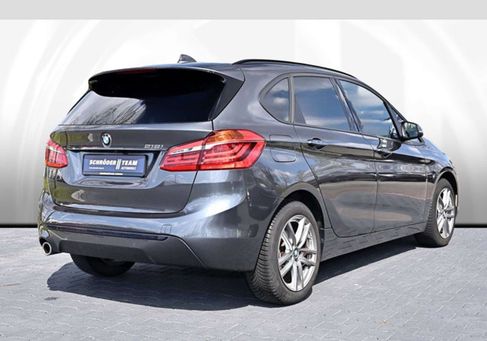 BMW 218, 2020