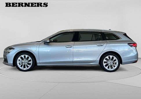 Skoda Superb, 2025