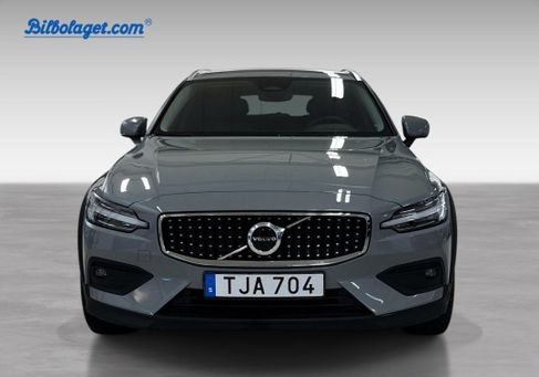 Volvo V60 Cross Country, 2024
