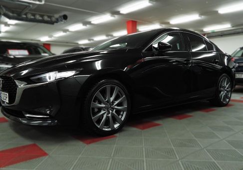 Mazda 3, 2022
