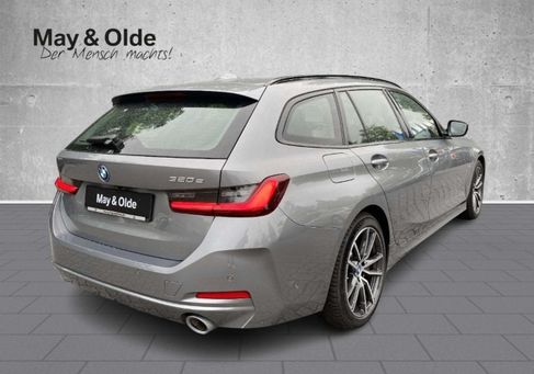 BMW 320, 2023 3