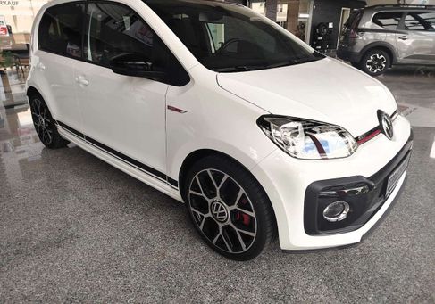 Volkswagen up!, 2020