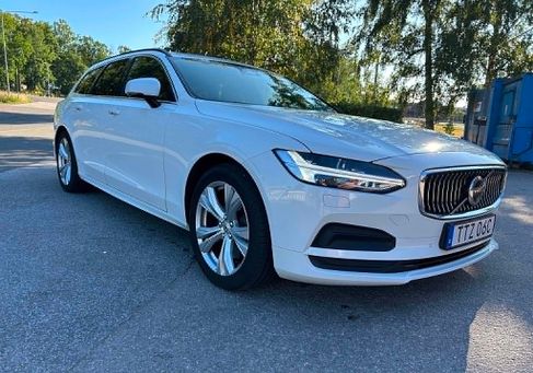 Volvo V90, 2022
