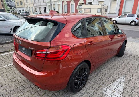 BMW 220, 2020 3