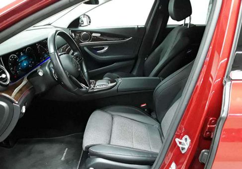 Mercedes-Benz E 300, 2022