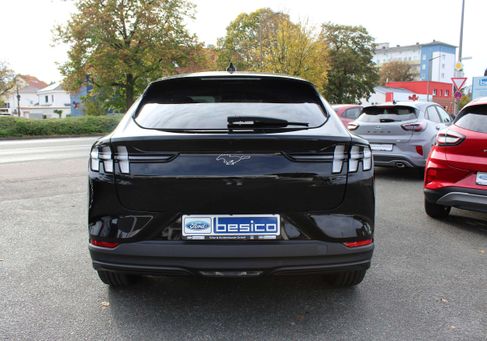 Ford Mustang Mach-E, 2022