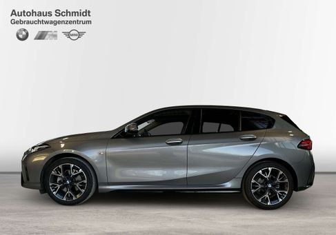 BMW 120, 2025