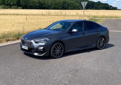 BMW 218, 2020