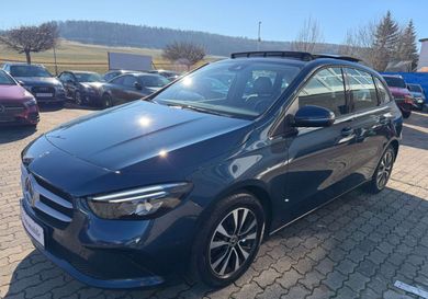 Mercedes-Benz B 180, 2020