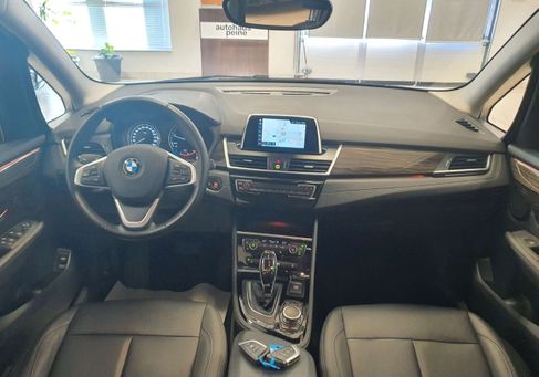 BMW 218, 2023