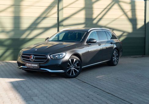 Mercedes-Benz E 300, 2022 2