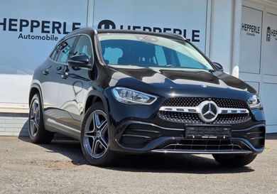 Mercedes-Benz GLA 200, 2022