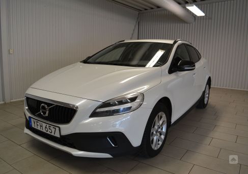 Volvo V40 Cross Country, 2017