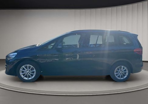 BMW 216, 2021