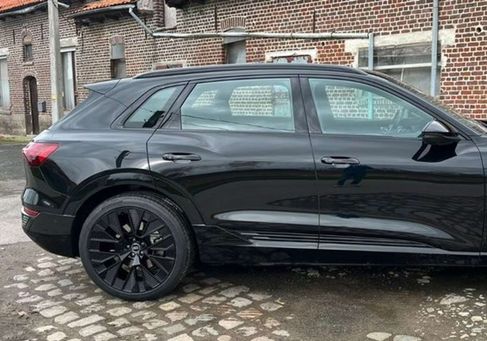 Audi Q8, 2024 3