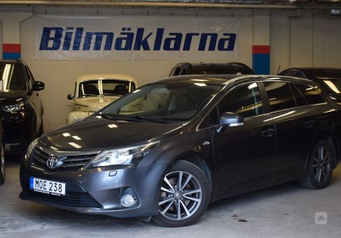 Toyota Avensis, 2013