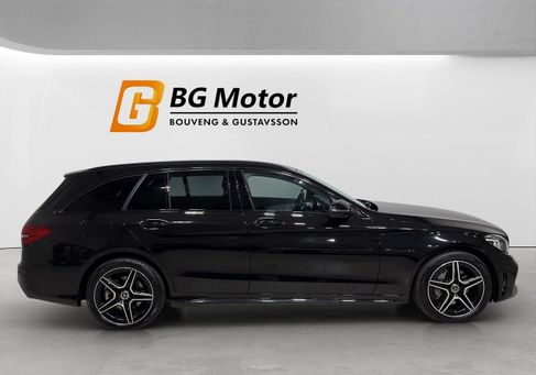 Mercedes-Benz C 300, 2020