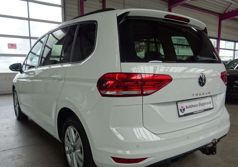 Volkswagen Touran, 2022
