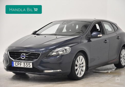 Volvo V40, 2015