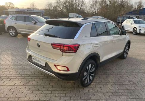 Volkswagen T-Roc, 2025