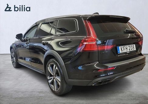 Volvo V60 Cross Country, 2022