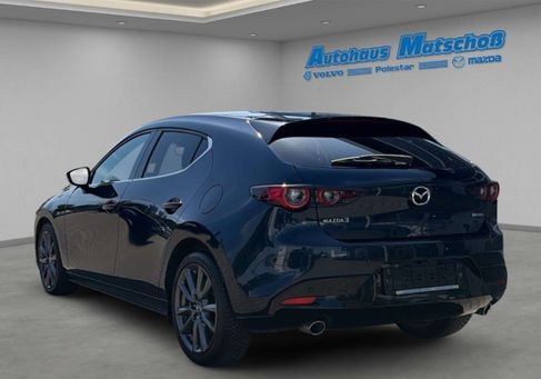 Mazda 3, 2024