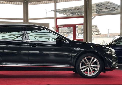 Volkswagen Passat, 2021