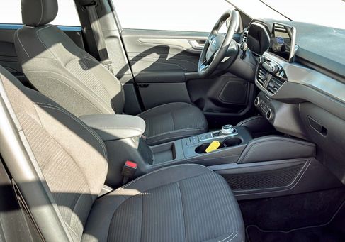 Ford Kuga, 2023