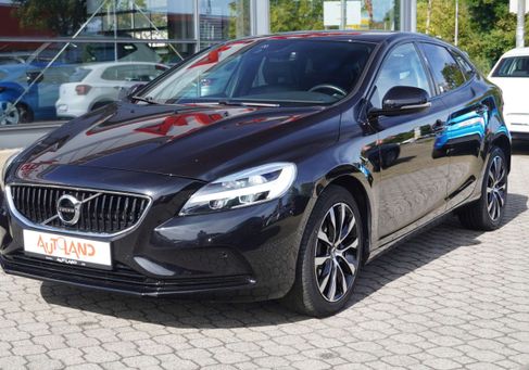 Volvo V40, 2018