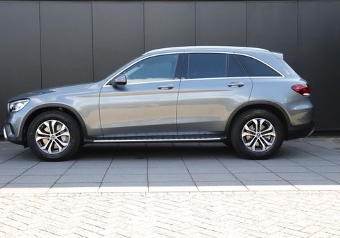 Mercedes-Benz GLC 200, 2020