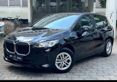 BMW 216, 2023
