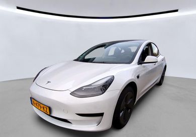 Tesla Model 3, 2021