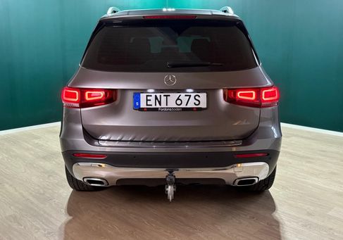 Mercedes-Benz GLB 200, 2021