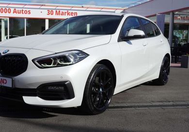 BMW 118, 2020