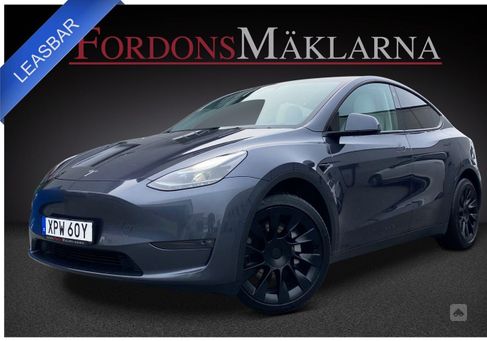 Tesla Model Y, 2021