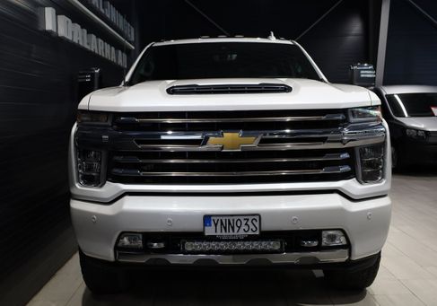 Chevrolet Silverado, 2021