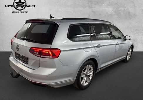 Volkswagen Passat, 2023