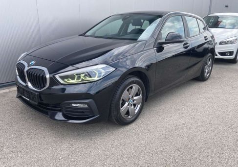 BMW 116, 2021