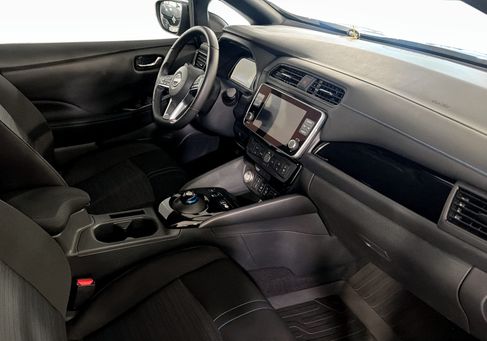 Nissan Leaf, 2023 3