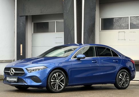 Mercedes-Benz A 180, 2025