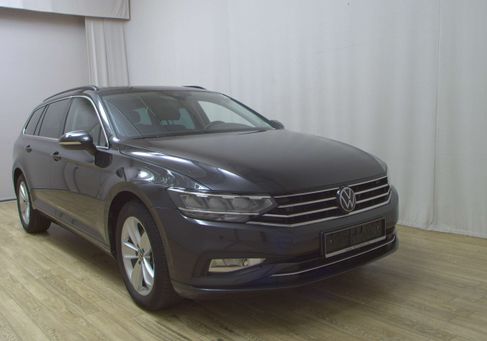 Volkswagen Passat Variant, 2023 3
