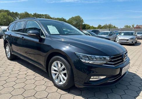 Volkswagen Passat Variant, 2022